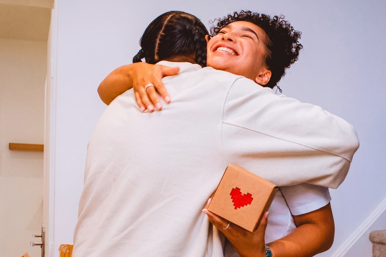 A couple sharing a Lovebox